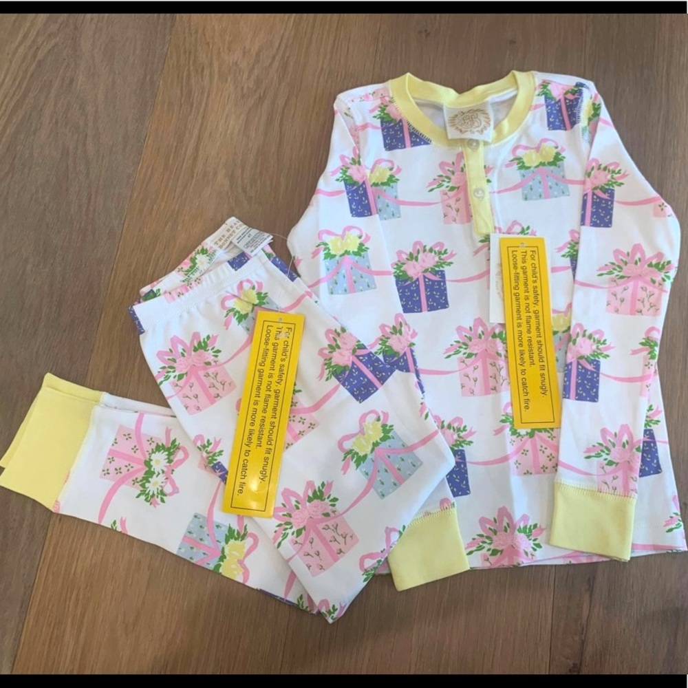 NWT - 4t The Beaufort Bonnet Company Pajamas